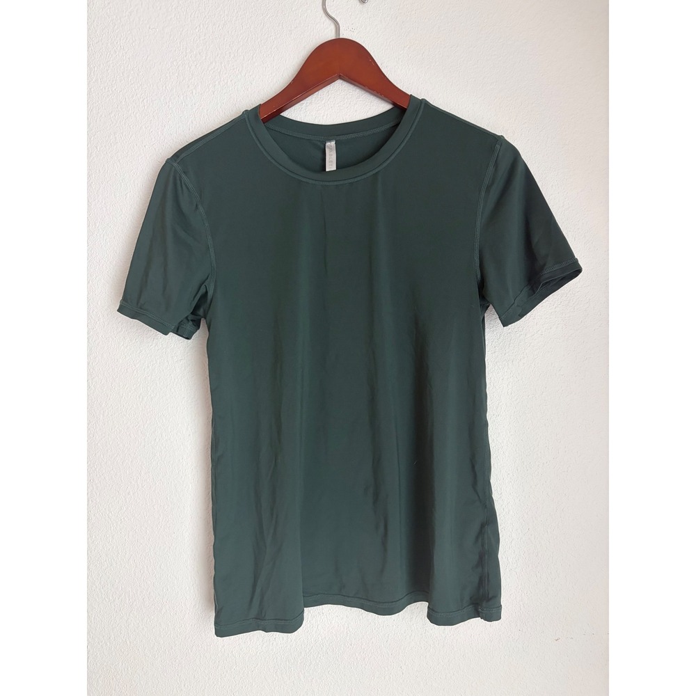 Fabletics Energy Top Dark Oregano  Green Short Sleeve Crew Neck Tee